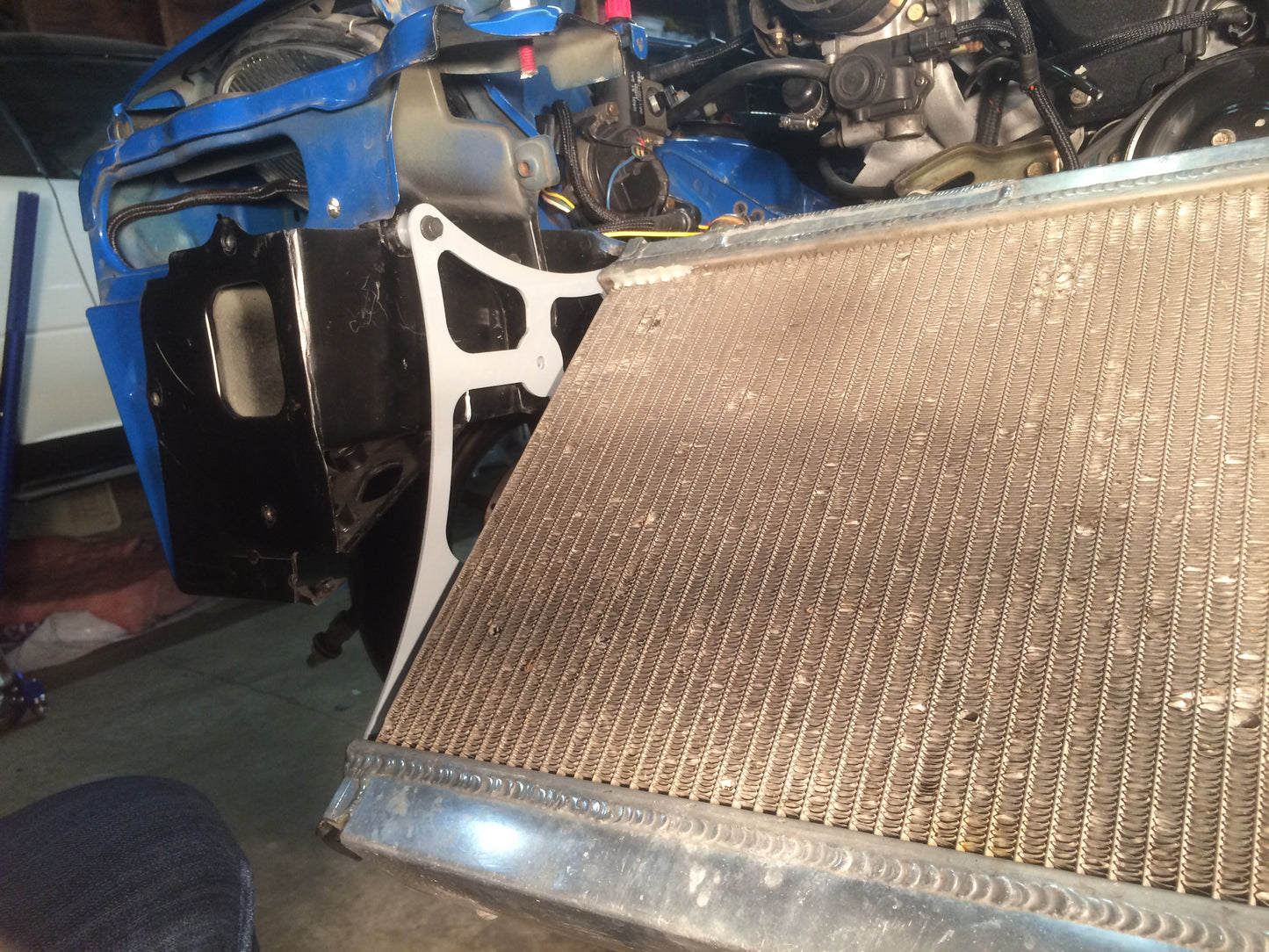 Mazda Miata (NA) V-Mount Radiator Bracket Kit